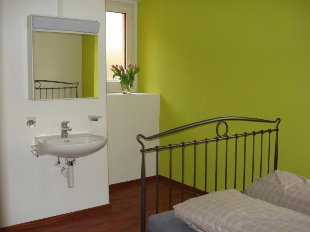 Hostel Lion Lodge Luzern Værelse billede