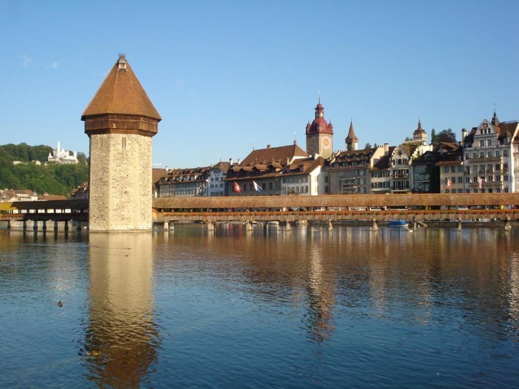 Hostel Lion Lodge Luzern Eksteriør billede