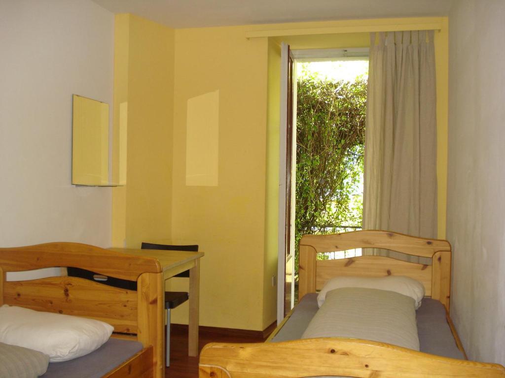 Hostel Lion Lodge Luzern Værelse billede